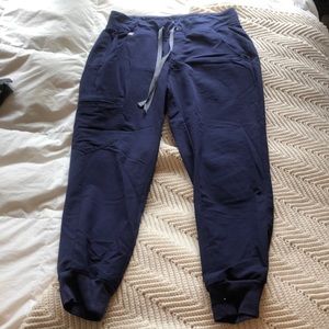 Figs Zamora jogger in navy size small petite